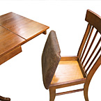 Free-standing chair with
seat storage and table with
extension (Opt./Std. select
models) May Show Optional Features. Features and Options Subject to Change Without Notice.