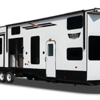 Wildwood Grand Lodge Destination Trailer Exterior May Show Optional Features. Features and Options Subject to Change Without Notice.
