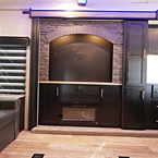 Fireplace (Black Label) May Show Optional Features. Features and Options Subject to Change Without Notice.