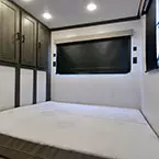 Rear Room with Versa 60 x 74 Queen Bed Shown in Sleeping Position May Show Optional Features. Features and Options Subject to Change Without Notice.