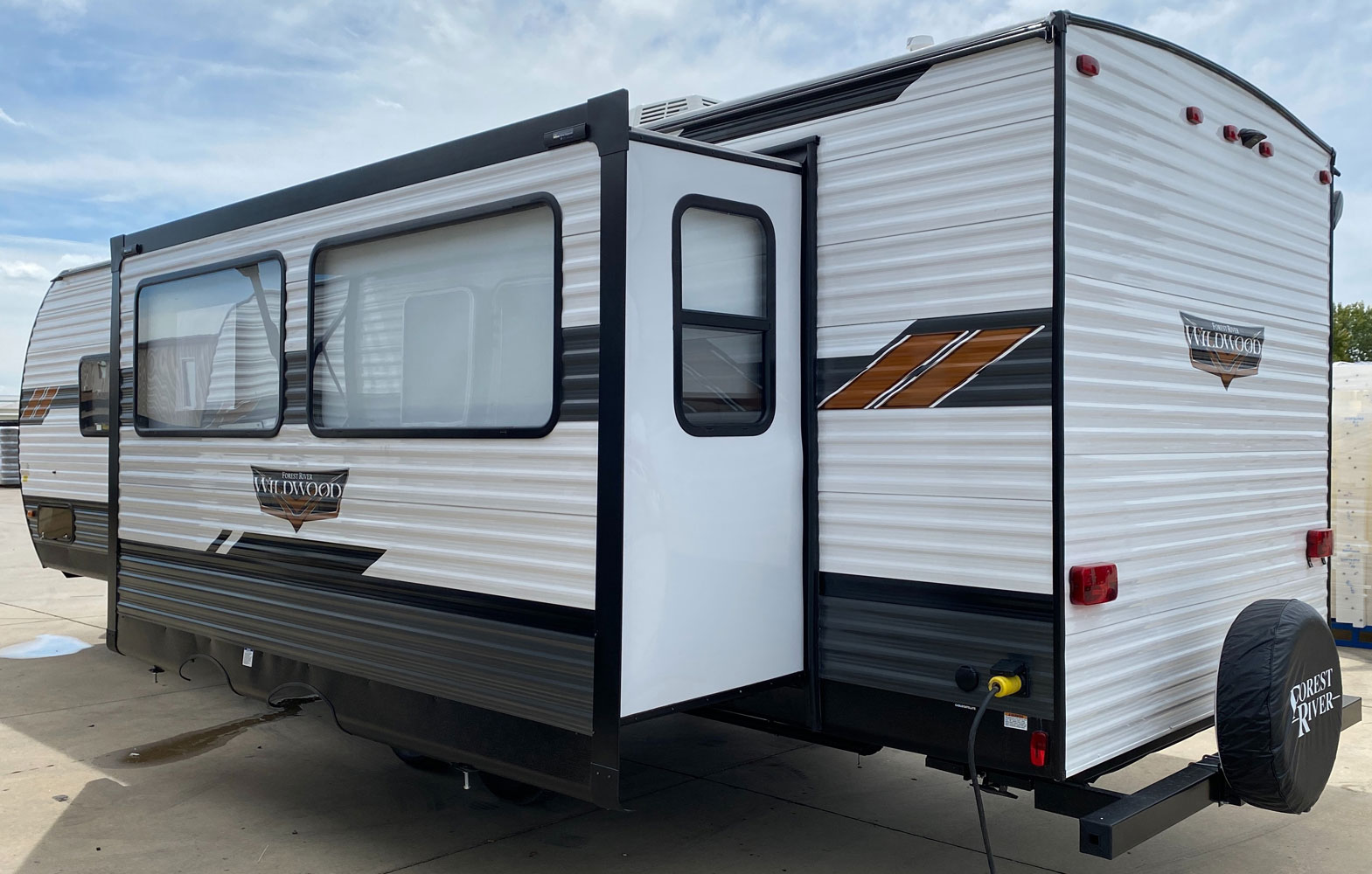 Wildwood XLite 28VBXL Forest River RV