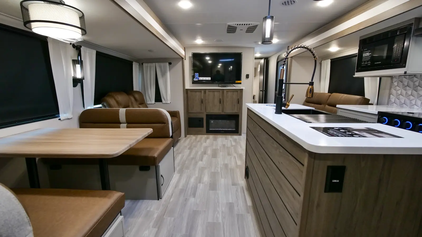 Vibe 34BH - Forest River RV