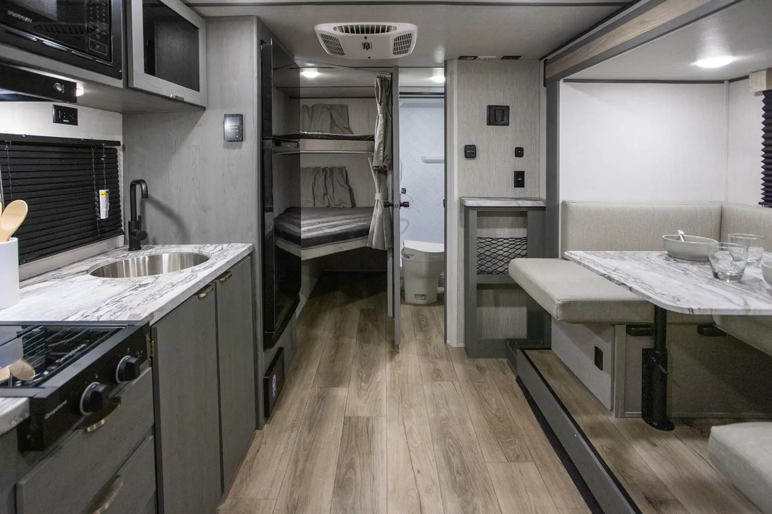 2025 Evo East 18BH Floorplan - Forest River RV
