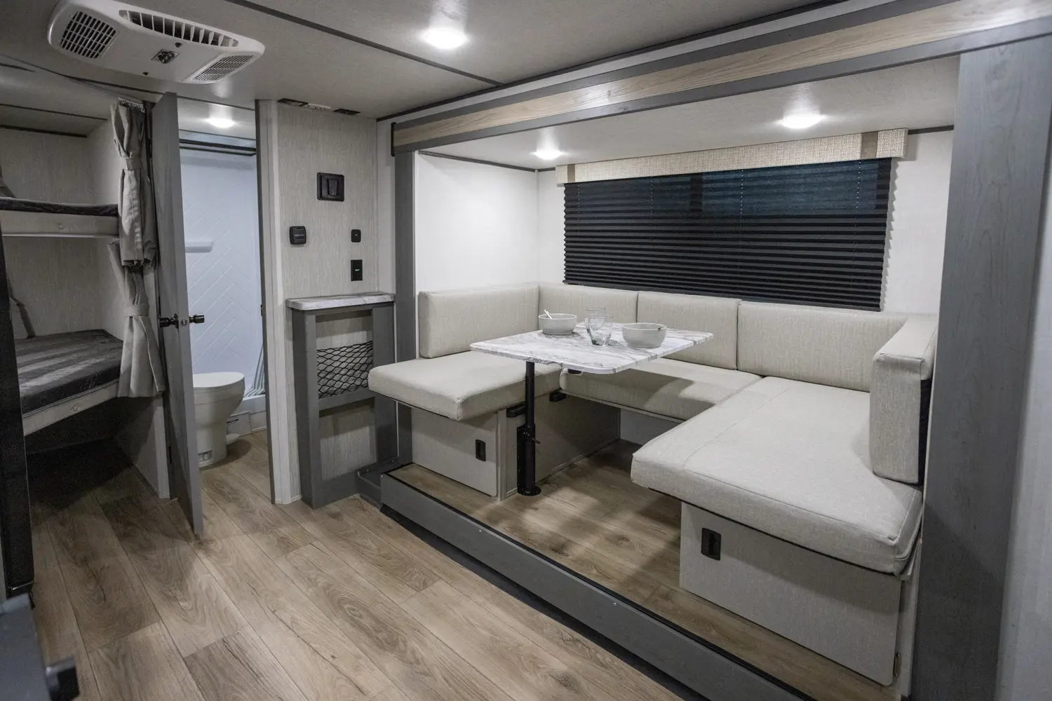 2025 Evo East 18BH Floorplan - Forest River RV