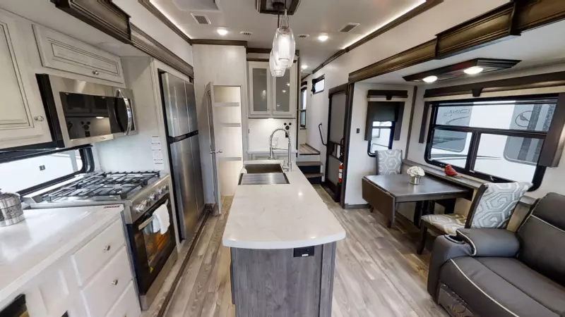 320RLX Floorplan Main Room