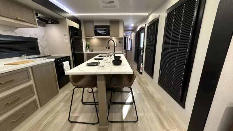 Heritage Glen Travel Trailers Main Room